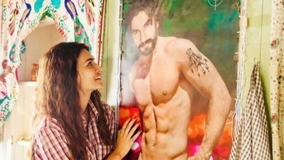 Kriti Sanon posted a picure from her film Mimi to wish Ranveer Singh on his birthday. Kriti Sanon posted a picure from her film Mimi to wish Ranveer Singh on his birthday.