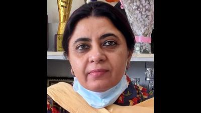 Dr Jasjeet Kaur joined at the Panchkula civil surgeon in February 2020 right before the pandemic started. (HT Photo) Dr Jasjeet Kaur joined at the Panchkula civil surgeon in February 2020 right before the pandemic started. (HT Photo)