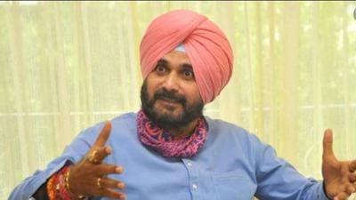 Punjab Congress MLA Navjot Singh Sidhu has been demanding a white paper on power purchase agreements with independent producers. (HT Photo) Punjab Congress MLA Navjot Singh Sidhu has been demanding a white paper on power purchase agreements with independent producers. (HT Photo)