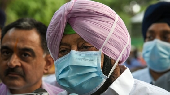 Punjab Chief Minister Captain Amarinder Singh speaks to media after meeting Congress Interim President Sonia Gandhi, at her residence in New Delhi on Tuesday. (ANI Photo) Punjab Chief Minister Captain Amarinder Singh speaks to media after meeting Congress Interim President Sonia Gandhi, at her residence in New Delhi on Tuesday. (ANI Photo)