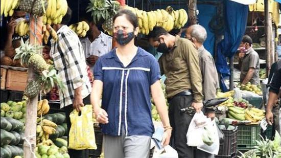 Assam: Fruits, vegetables, milk and dairy businesses will be allowed to operate from 5 am till 5 pm daily in districts under total lockdown. (ANI Photo)