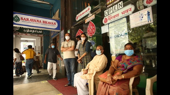 People wait to get a table at popular restaurants in Connaught place. (Photo: HT/Raajeesh Kashyap) People wait to get a table at popular restaurants in Connaught place. (Photo: HT/Raajeesh Kashyap)