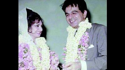 Saira Banu and Dilip Kumar were married for 54 years. Saira Banu and Dilip Kumar were married for 54 years.