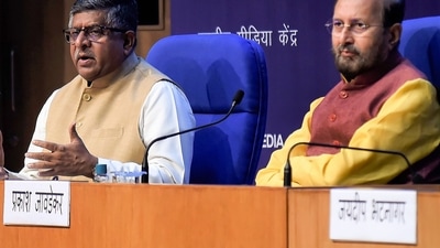 Union ministers Prakash Javadekar and Ravi Shankar Prasad quit ahead of Cabinet reshuffle (PTI)