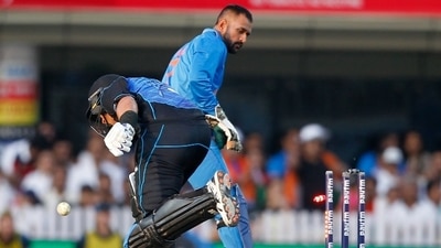 Dhoni's no-look run out during 2016 IND vs NZ 4th ODI in Ranchi (BCCI / Twitter)