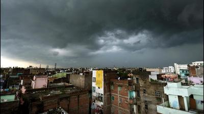 Monsoon clouds hover in the sky in Patna, Bihar. (HT file)