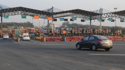E-way bills were integrated with the radio frequency identification (RFID) tags in January this year. (HT Photo) E-way bills were integrated with the radio frequency identification (RFID) tags in January this year. (HT Photo)