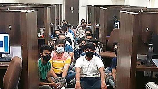The exact number of the US citizens cheated by the arrested persons and the total amount is still being ascertained. The fraudsters were running the call centres in the garb of a travel agency ’The Global Airfares’.(HT Photo) The exact number of the US citizens cheated by the arrested persons and the total amount is still being ascertained. The fraudsters were running the call centres in the garb of a travel agency ’The Global Airfares’.(HT Photo)