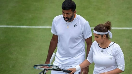 Wimbledon: Mirza-Bopanna mixed doubles pair ousted in round three.(TWITTER/ITD)