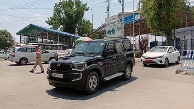 Delimitation team arrives on a three-day visit, in Srinagar on Tuesday. (ANI Photo)