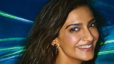 In most of the images Sonam showed off her gorgeous tan complexion, sporting minimal make-up as she beamed at the camera. (Instagram) In most of the images Sonam showed off her gorgeous tan complexion, sporting minimal make-up as she beamed at the camera. (Instagram)