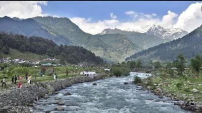 As the gushing waters of the Lidder river came into view, we watched in awe and hushed silence. (HT file photo) As the gushing waters of the Lidder river came into view, we watched in awe and hushed silence. (HT file photo)