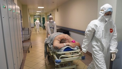 The country's third wave has taken many Russians by surprise as authorities struggle to counter widespread anti-vaccine sentiment. (AFP) The country's third wave has taken many Russians by surprise as authorities struggle to counter widespread anti-vaccine sentiment. (AFP)
