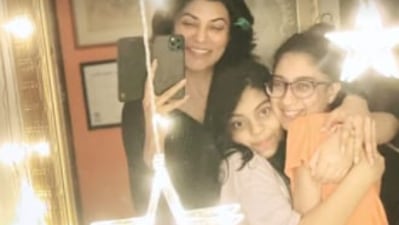 Sushmita Sen poses with her daughters Renee Sen and Alisah Sen.