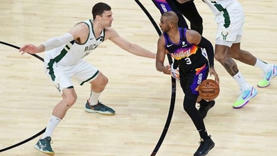 If Suns make it two at home, Bucks will have their backs against the wall at home in Game 3. (NBA) If Suns make it two at home, Bucks will have their backs against the wall at home in Game 3. (NBA)