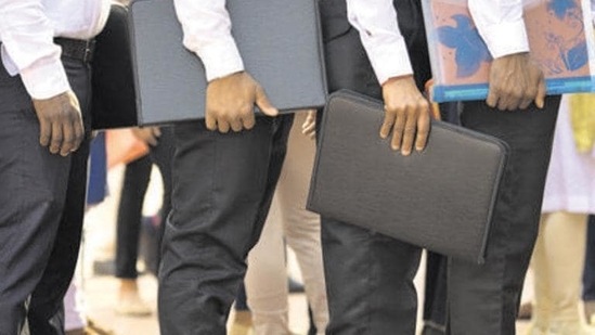 BECIL recruitment 2021 for 48 posts on contract(Sanchit Khanna/HT PHOTO) BECIL recruitment 2021 for 48 posts on contract(Sanchit Khanna/HT PHOTO)