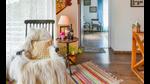 There are also theme-based homestays that give a different flavour to the experience of travellers There are also theme-based homestays that give a different flavour to the experience of travellers