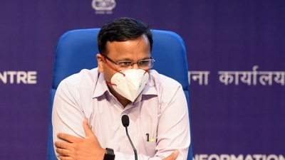 Health ministry joint secretary Lav Agarwal on Friday cited the examples of the UK, Russia, South Korea and issued a warning. (Hindustan Times) Health ministry joint secretary Lav Agarwal on Friday cited the examples of the UK, Russia, South Korea and issued a warning. (Hindustan Times)