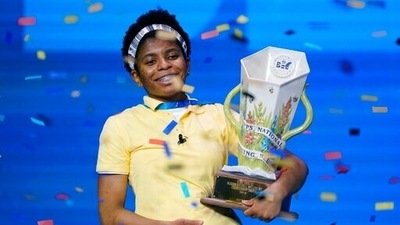 Zaila Avant-garde, 14, from Harvey, Louisiana celebrates with the championship trophy after winning the finals of the 2021 Scripps National Spelling Bee. (AP) Zaila Avant-garde, 14, from Harvey, Louisiana celebrates with the championship trophy after winning the finals of the 2021 Scripps National Spelling Bee. (AP)
