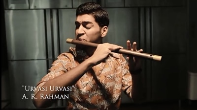 Musician Parth Chandiramani playing AR Rahman’s Urvasi Urvasi using chocolate flute. (Instagram/@vineshjohny)