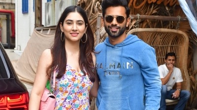 Disha Parmar with Rahul Vaidya. They are gearing up for their wedding soon. Disha Parmar with Rahul Vaidya. They are gearing up for their wedding soon.