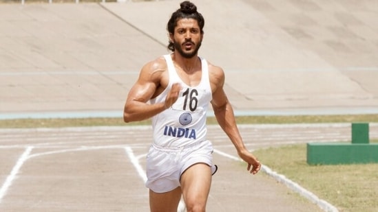 Farhan Akhtar in a still from Bhaag Milkha Bhaag.