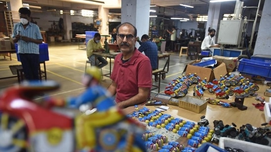 PHDCCI charts out comprehensive plan to boost toy production to increase the supply of Indian toys globally.(Raj K Raj/HT Photo) PHDCCI charts out comprehensive plan to boost toy production to increase the supply of Indian toys globally.(Raj K Raj/HT Photo)