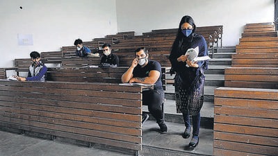 When some colleges reopened in November last year, not many students turned up for classes. (HT File Photo) When some colleges reopened in November last year, not many students turned up for classes. (HT File Photo)