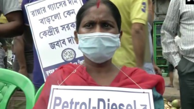 TMC launches two-day state-wide protest against hike in fuel prices TMC launches two-day state-wide protest against hike in fuel prices