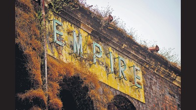 The abandoned Empire cinema in Jabalpur, Madhya Pradesh. (Hemant Chaturvedi) The abandoned Empire cinema in Jabalpur, Madhya Pradesh. (Hemant Chaturvedi)