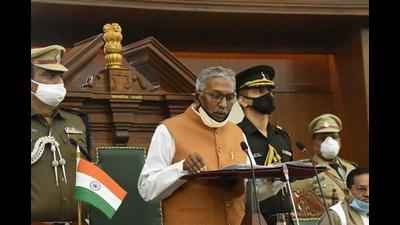 Bihar governor Phagu Chauhan is also the chancellor of universities and the appointing authority for registrars in the state. (HT Photo)