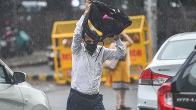 Heavy rainfall is expected over Haryana, Chandigarh and Delhi and west Uttar Pradesh during July 11-13. (PTI File Photo) Heavy rainfall is expected over Haryana, Chandigarh and Delhi and west Uttar Pradesh during July 11-13. (PTI File Photo)