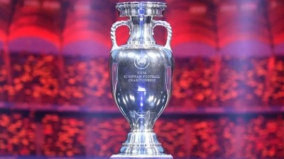 The Euro trophy for which Italy and England will play in the Euro 2020 final (Twitter)