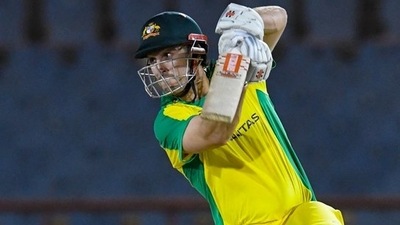 Here is how Twitter reacted after Australia lose 6/19 in the 1st T20I against West Indies (Cricket Australia) Here is how Twitter reacted after Australia lose 6/19 in the 1st T20I against West Indies (Cricket Australia)