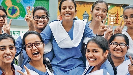 JKBOSE 12th Result 2021: Beating all odds, girl secures 98.06% in Class 12(HT File Photo) JKBOSE 12th Result 2021: Beating all odds, girl secures 98.06% in Class 12(HT File Photo)