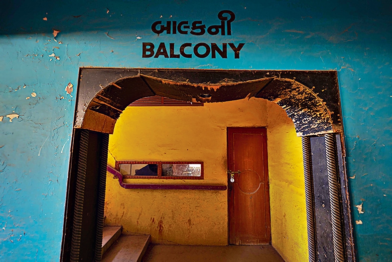 At the Ravi cinema in Bhuj, Gujarat. (Hemant Chaturvedi) At the Ravi cinema in Bhuj, Gujarat. (Hemant Chaturvedi)