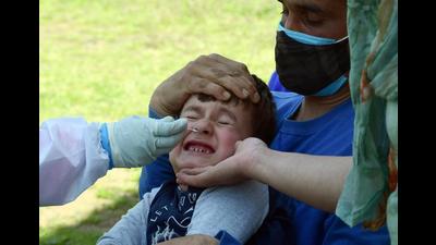 Officials observed that there has been significant improvement in these 16 districts in terms of total weekly cases, positivity rate, bed occupancy, case fatality rate and vaccination coverage. (ANI/File Photo) Officials observed that there has been significant improvement in these 16 districts in terms of total weekly cases, positivity rate, bed occupancy, case fatality rate and vaccination coverage. (ANI/File Photo)