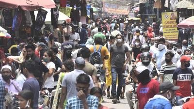 Even as the state government relaxed curbs, people continue to flout safe practices in Gurugram (Vipin Kumar/HT PHOTO) Even as the state government relaxed curbs, people continue to flout safe practices in Gurugram (Vipin Kumar/HT PHOTO)
