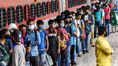 In May, nearly 200,000 people had left Maharashtra. (PTI file photo) In May, nearly 200,000 people had left Maharashtra. (PTI file photo)