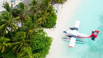 Take a flight over islands: There is nothing like watching the deep blue oceans from above on a twin-engine float plane. (Unsplash) Take a flight over islands: There is nothing like watching the deep blue oceans from above on a twin-engine float plane. (Unsplash)