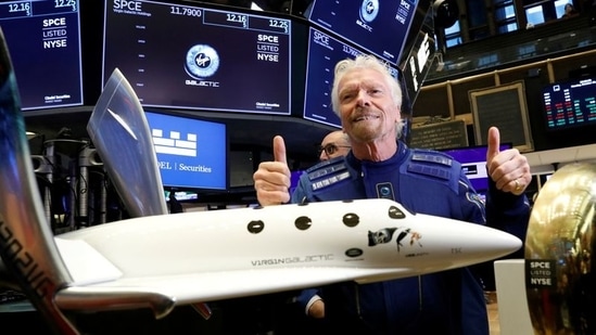 Richard Branson Says He Will No Longer Put Money Into Virgin Galactic