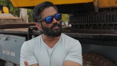 BMC assistant commissioner Prashant Gaikwad told news agency ANI " Shetty's entire family is safe" BMC assistant commissioner Prashant Gaikwad told news agency ANI " Shetty's entire family is safe"