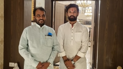RJD leader Shyam Rajak with Chirag Paswan after the meeting on Saturday, (Twitter/@ShyamRajakBihar) RJD leader Shyam Rajak with Chirag Paswan after the meeting on Saturday, (Twitter/@ShyamRajakBihar)