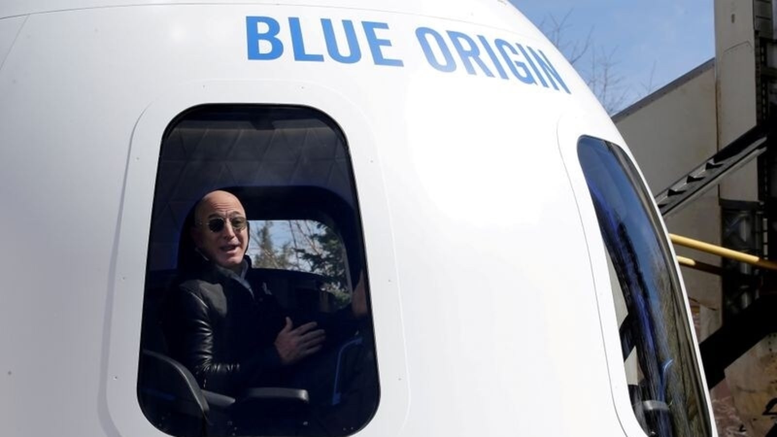 Jeff Bezos spaceflight: US approves Blue Origin license ahead of crewed voyage