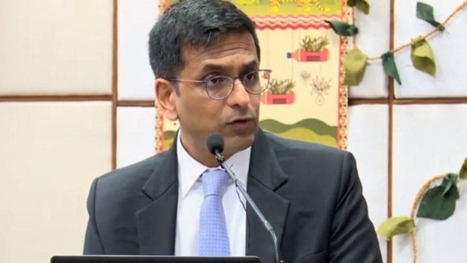 justice chandrachud