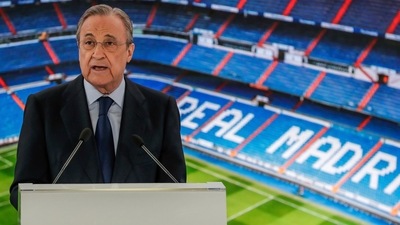 Real Madrid's President Florentino Perez gives a speech at the Santiago Bernabeu stadium in Madrid. (AP)