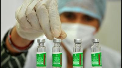 As many as 12 private hospitals are providing Covid-19 vaccines in Chandigarh apart from 79 government centres. (Representative Image/HT File) As many as 12 private hospitals are providing Covid-19 vaccines in Chandigarh apart from 79 government centres. (Representative Image/HT File)