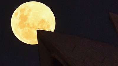 Wobble' in the Moon's orbit combined with rising sea levels due to climate change will lead to devastating floods on Earth. (AFP) Wobble' in the Moon's orbit combined with rising sea levels due to climate change will lead to devastating floods on Earth. (AFP)