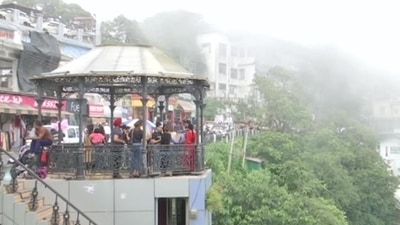The Uttarakhand police sent back as many as 8,000 vehicles during the weekend from popular tourist locations of Nainital and Mussoorie. (ANI Photo) The Uttarakhand police sent back as many as 8,000 vehicles during the weekend from popular tourist locations of Nainital and Mussoorie. (ANI Photo)