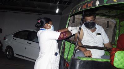 A medic inoculates the dose of the COVID-19 vaccine to a beneficiary during a drive-in vaccination, in Bhubaneswar (ANI/File Photo) A medic inoculates the dose of the COVID-19 vaccine to a beneficiary during a drive-in vaccination, in Bhubaneswar (ANI/File Photo)